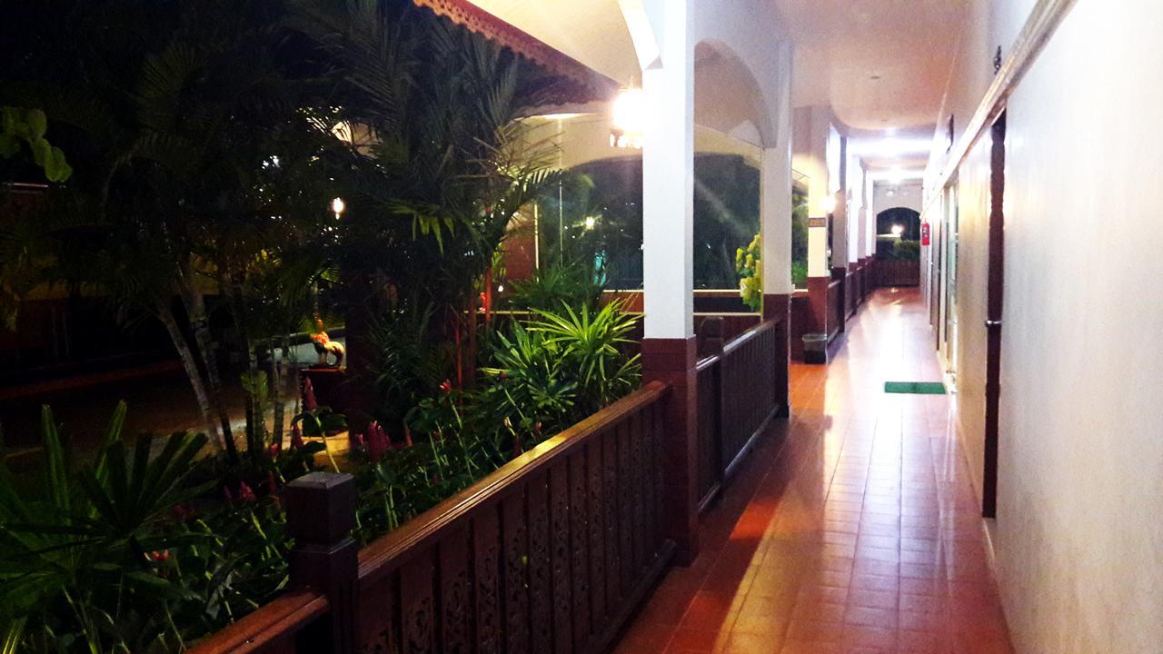 Khum Nakhon Hotel ناخون سي ثامارات المظهر الخارجي الصورة