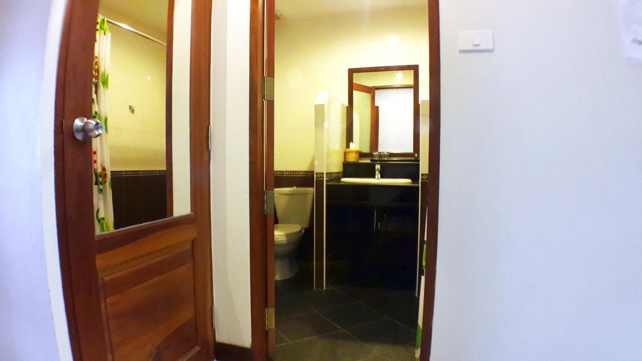 Khum Nakhon Hotel ناخون سي ثامارات المظهر الخارجي الصورة