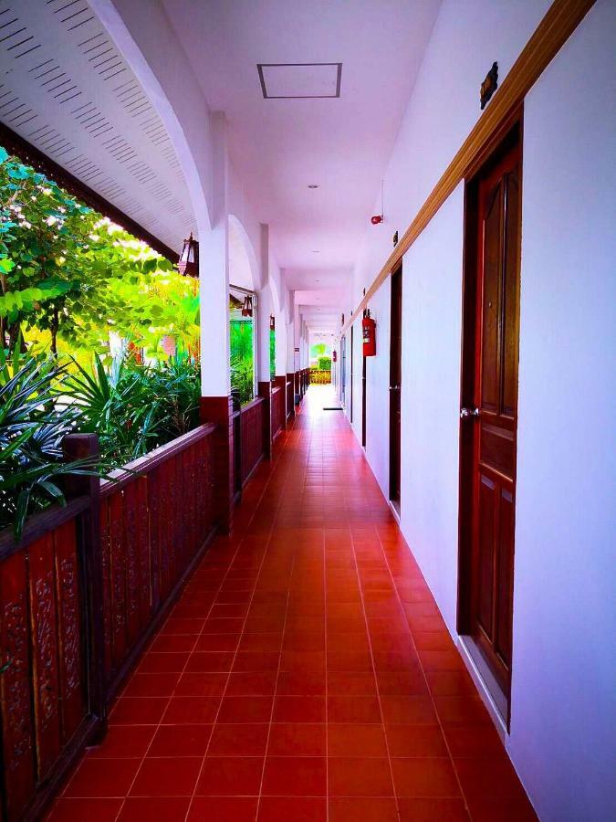 Khum Nakhon Hotel ناخون سي ثامارات المظهر الخارجي الصورة