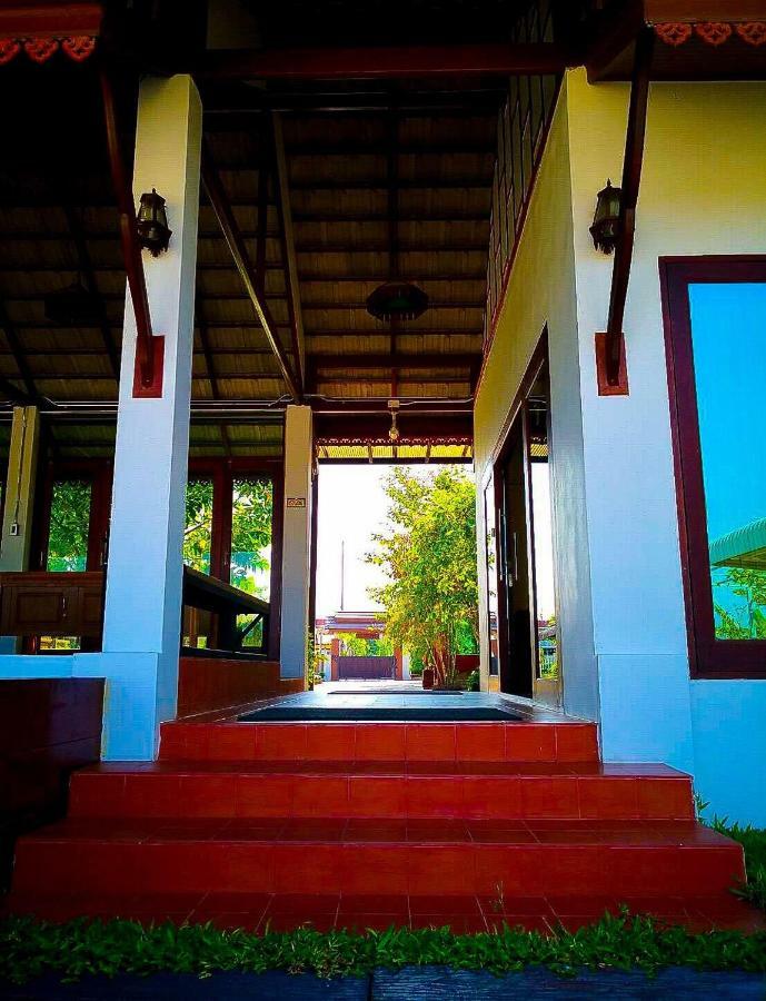 Khum Nakhon Hotel ناخون سي ثامارات المظهر الخارجي الصورة